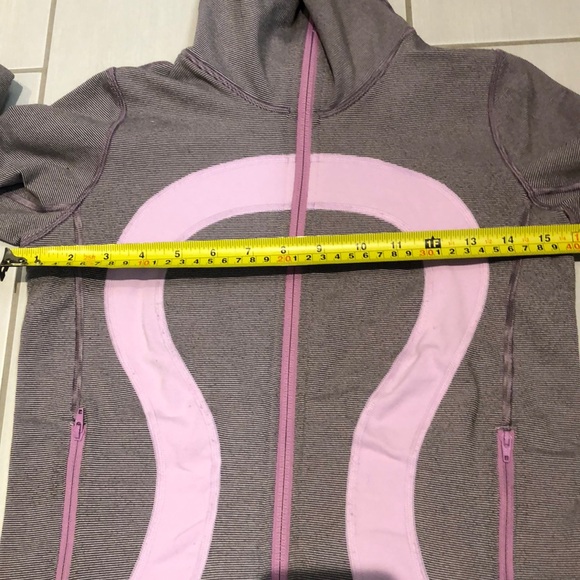 Lululemon in-stride jacket - Picture 2 of 6